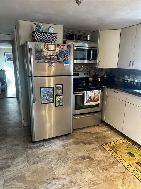 8 Hemlock Rd, Glocester, RI 02814 photo 7