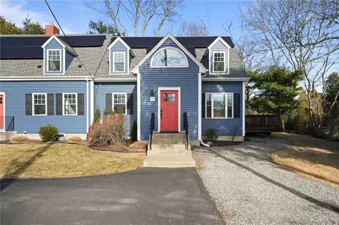 43 Patton Ave, South Kingstown, RI 02879