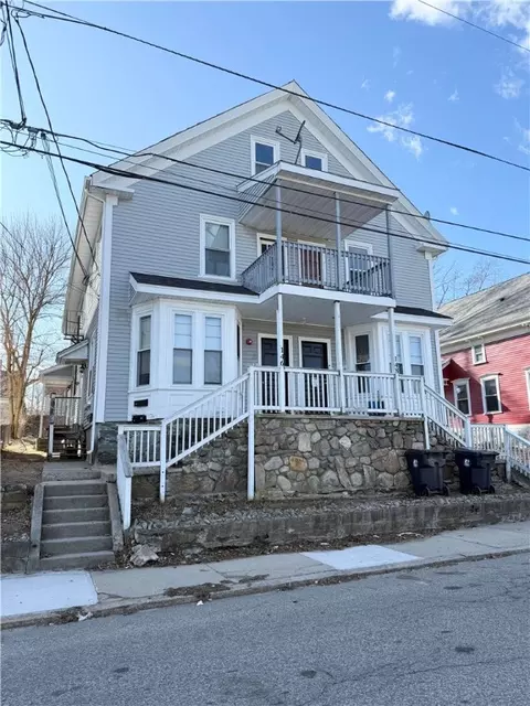 148 Third Ave, Woonsocket, RI 02895
