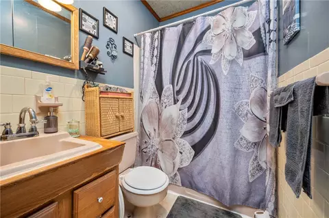 50 Seventh Ave, Woonsocket, RI 02895 photo 12