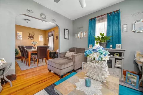 50 Seventh Ave, Woonsocket, RI 02895 photo 3