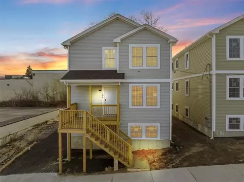 184 Oconnell St, Providence, RI 02905