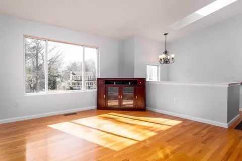 35 Walker Ln, Coventry, RI 02816 photo 7