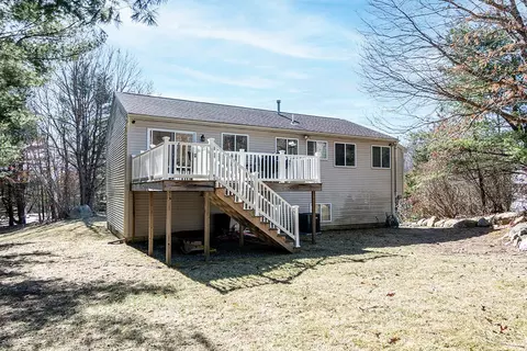 35 Walker Ln, Coventry, RI 02816 photo 5