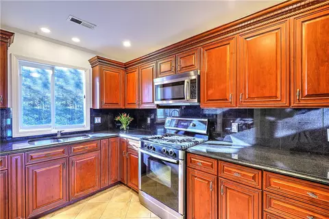 Kitchen - 4100 Post Rd #2, Warwick, RI 02886 photo 3 of 5