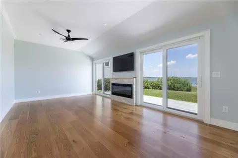 Living - 15 Rabbit Run, Westerly, RI 02891 photo 3 of 4