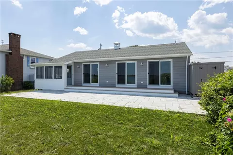 Exterior - 15 Rabbit Run, Westerly, RI 02891 photo 4 of 4