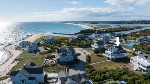 808 W Beach Rd, Charlestown, RI 02813