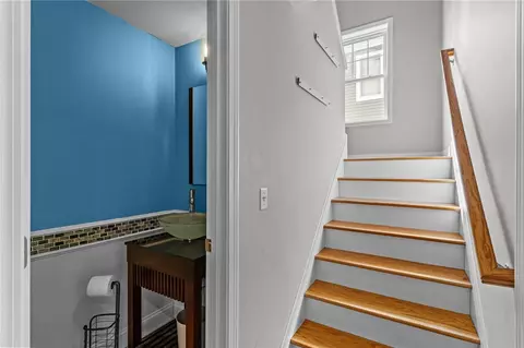 52 Guild Ave, Warwick, RI 02889 photo 13
