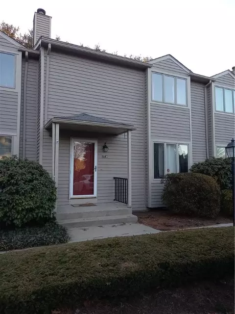 20 Tamarac Dr #C, Greenville, RI 02828