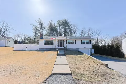 112 Homestead Ave, North Smithfield, RI 02896