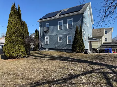 86 Magill St, Pawtucket, RI 02860
