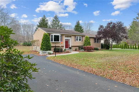 143 Bowen Hill Rd, Coventry, RI 02827