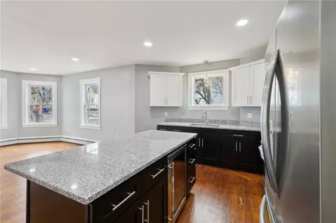 396 Orms St, Providence, RI 02908 photo 5