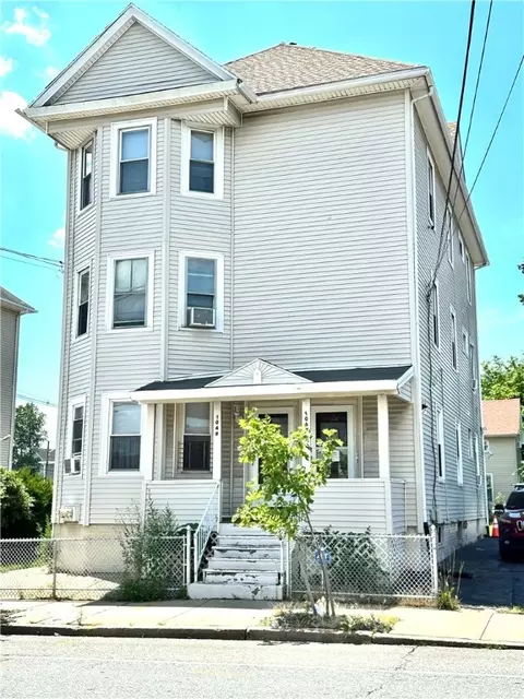 1047 Eddy St, Providence, RI 02905