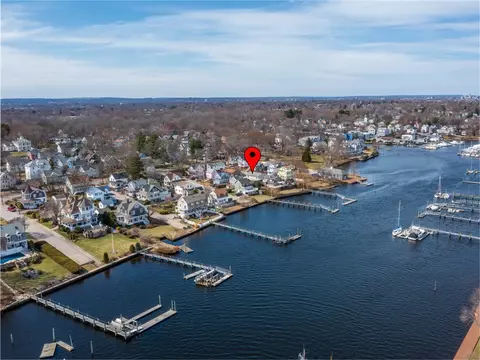 10 Remington St, Warwick, RI 02888