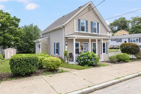 94 St Marcel St, Woonsocket, RI 02895 photo 2