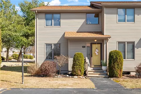 161 Holland St #101, Cranston, RI 02920