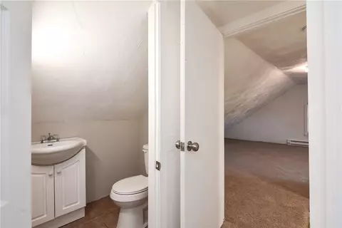 Bath - 2190 W Shore Rd, Warwick, RI 02889 photo 5 of 6