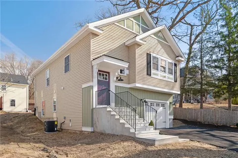814 Elm St, Woonsocket, RI 02895