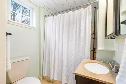 34 Wheaton St, Warren, RI 02885 photo 24