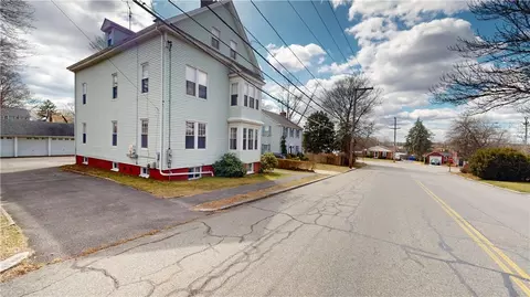 14 Wilson Ave, Rumford, RI 02916