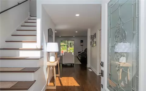 Entry Way - 59 Briarwood Hill Rd, Exeter, RI 02822 photo 1 of 6