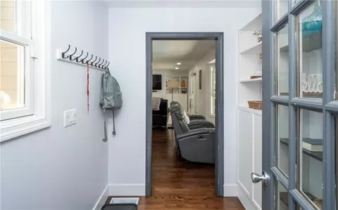 Entry Way - 59 Briarwood Hill Rd, Exeter, RI 02822 photo 4 of 6