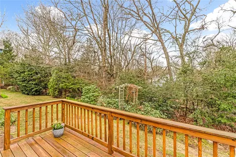 Exterior - 27 Captains Dr, Westerly, RI 02891 photo 4 of 9