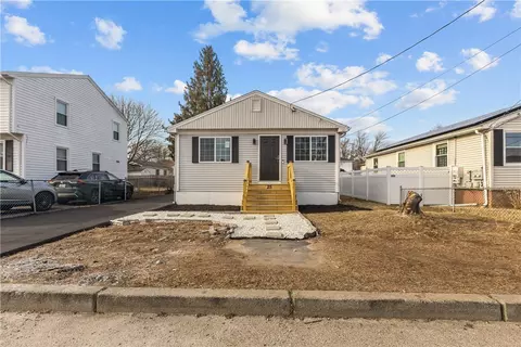 25 Atwood Ave, Pawtucket, RI 02860