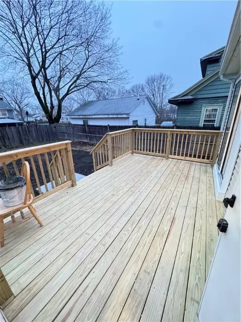 17 Willard St, Warwick, RI 02889 photo 6