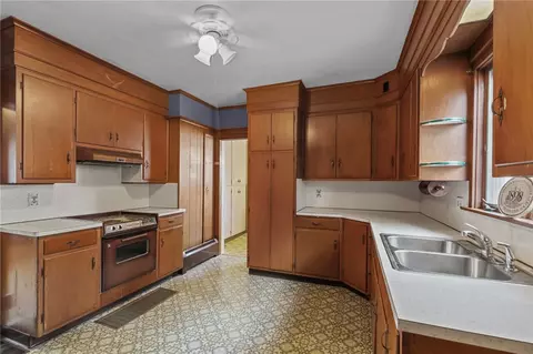 14 Park St, Warren, RI 02885 photo 21