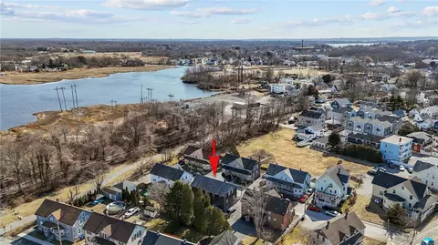 14 Park St, Warren, RI 02885 photo 31