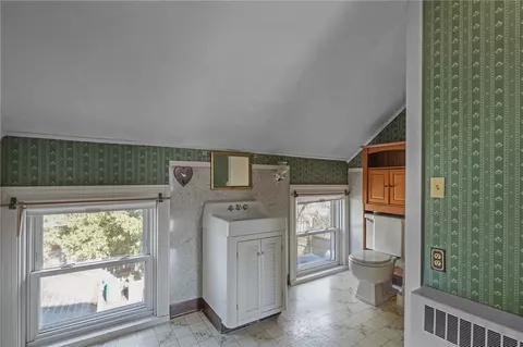 14 Park St, Warren, RI 02885 photo 29