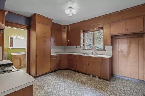 14 Park St, Warren, RI 02885 photo 22