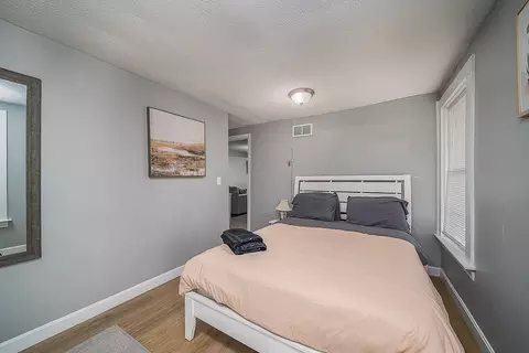 Bedroom - 49 Curtis St, Warwick, RI 02889 photo 4 of 9