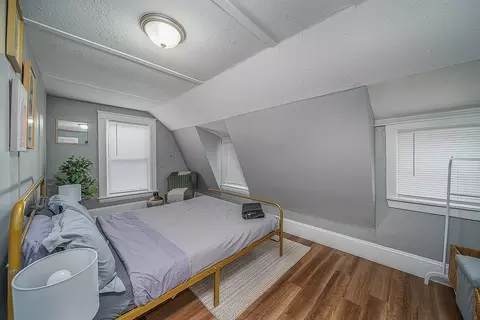 Bedroom - 49 Curtis St, Warwick, RI 02889 photo 6 of 9