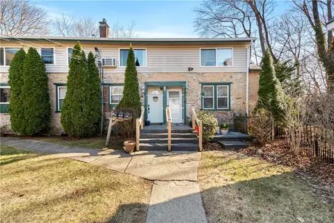 25 Stillwater Rd #2, Smithfield, RI 02917