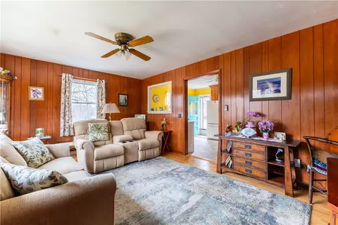 Living - 14 Memory Ln, Westerly, RI 02891 photo 2 of 2