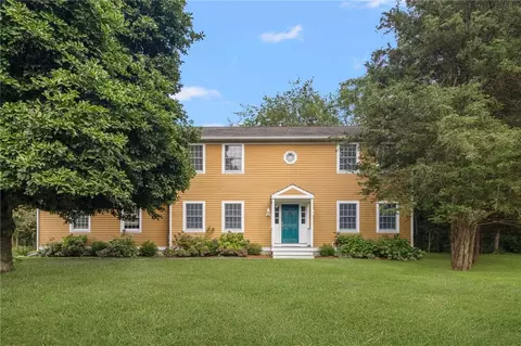 60 Arrowhead Way, Warwick, RI 02886