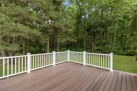 Exterior - 60 Arrowhead Way, Warwick, RI 02886 photo 8 of 9