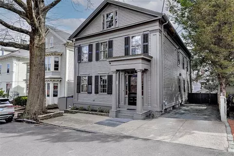 129 Williams St, Providence, RI 02906