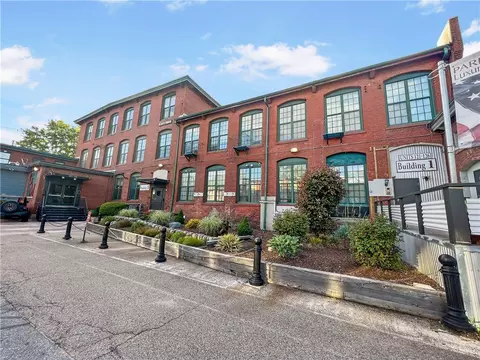 1117 Douglas Ave #122, North Providence, RI 02904