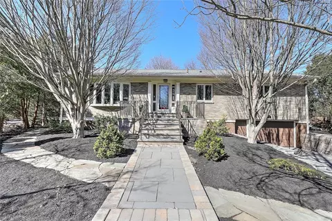 35 Winfield Rd, Providence, RI 02906