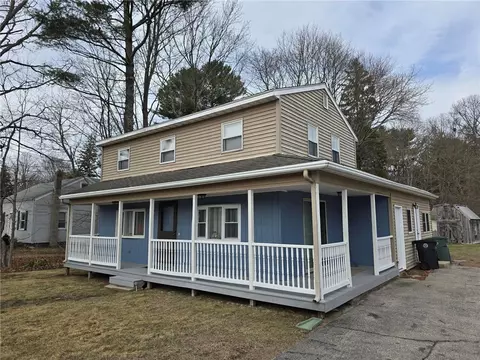 36 Wood St, Coventry, RI 02816