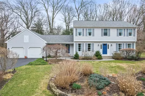 51 Jenkins Ct, North Kingstown, RI 02852