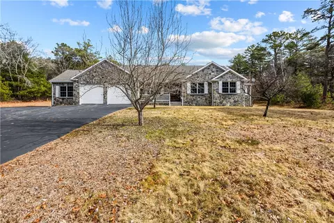 696 Victory Hwy, West Greenwich, RI 02817