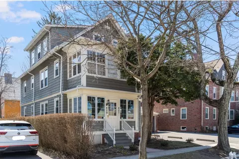 427 Lloyd Ave, Providence, RI 02906