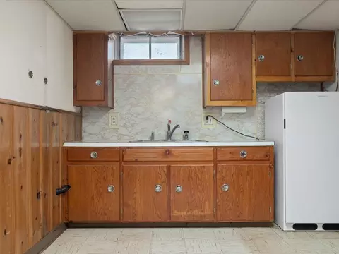 Kitchen - 39 Walton St, Westerly, RI 02891 photo 3 of 3