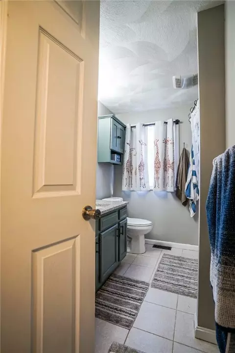 252 6th Ave, Woonsocket, RI 02895 photo 14
